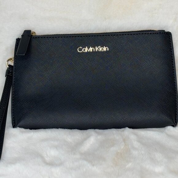 Calvin Klein Black Faux Saffiano Leather Zip Wristlet Clutch Wallet EUC - Picture 1 of 16